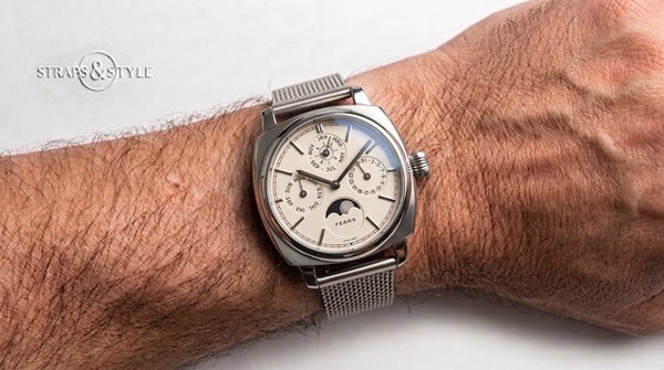 Fears calendar watch with cream dial, moonphase and triple subdials on a Straps&Style mesh bracelet