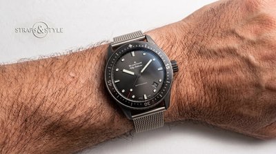 Blancpain Fifty Fathoms Bathyscaphe black ceramic on a Straps&Style mesh bracelet