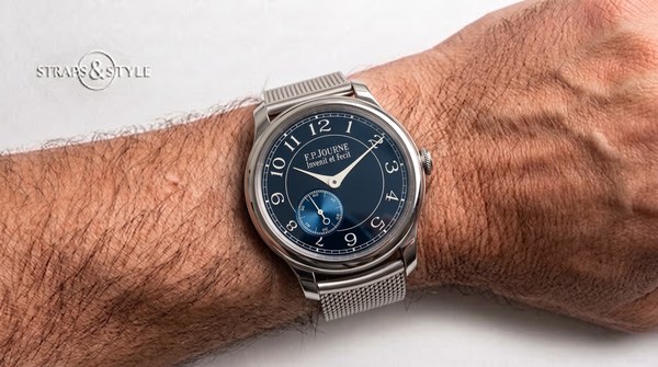 F.P. Journe Chronomètre Bleu with deep blue dial and cream numerals on a Straps&Style mesh bracelet