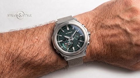 Casio G-Shock with green dial on a Straps&Style mesh bracelet